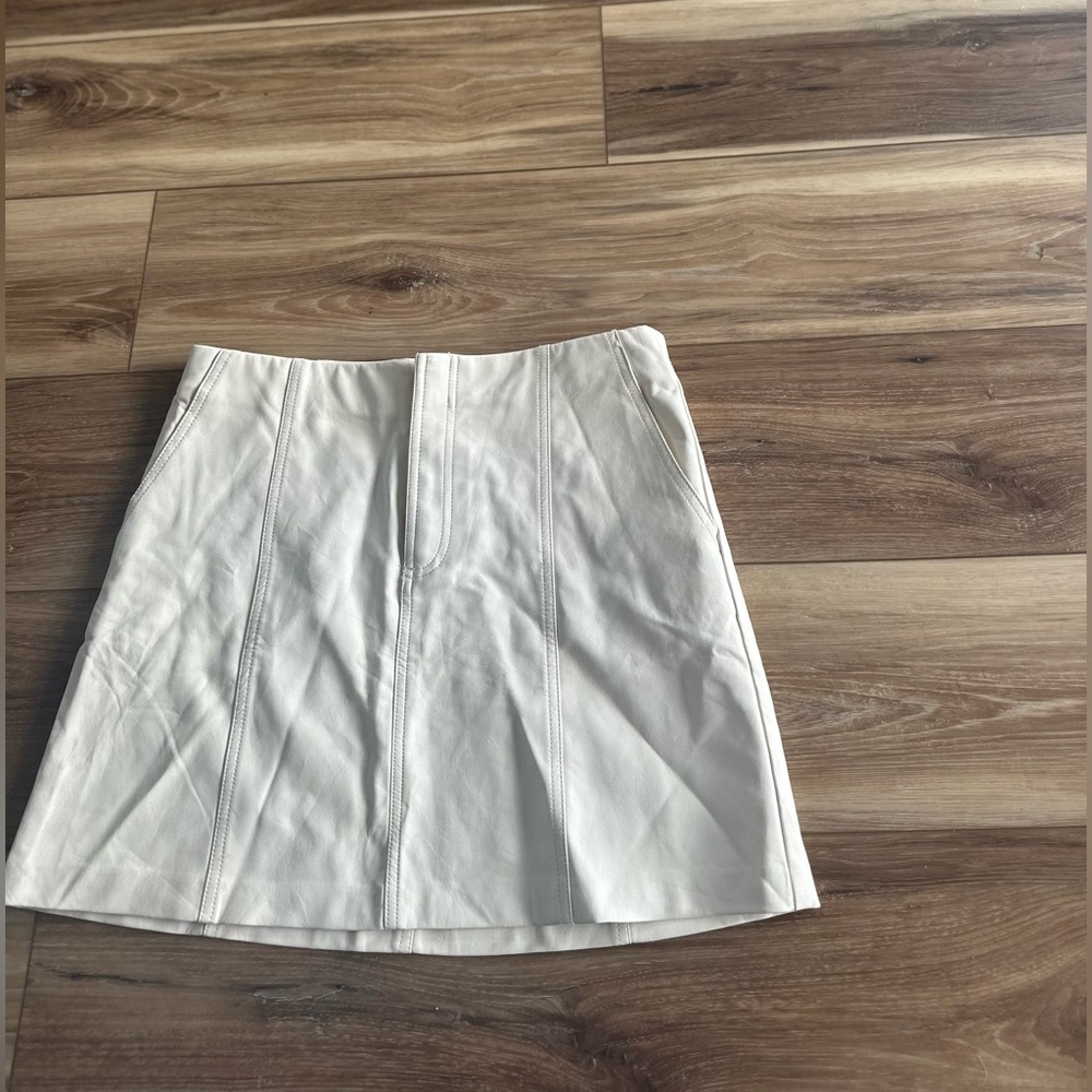 Zara Cream Pleather Skirt size Large